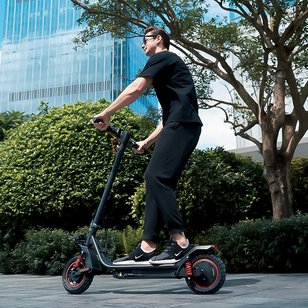 iscooter i10pro Electric Scooter 10 Inch Tire 800W 48V 15Ah Foldable eScooter Max speed 45km/h Range 60KM Kick Scooter With App - Cilla Scooters